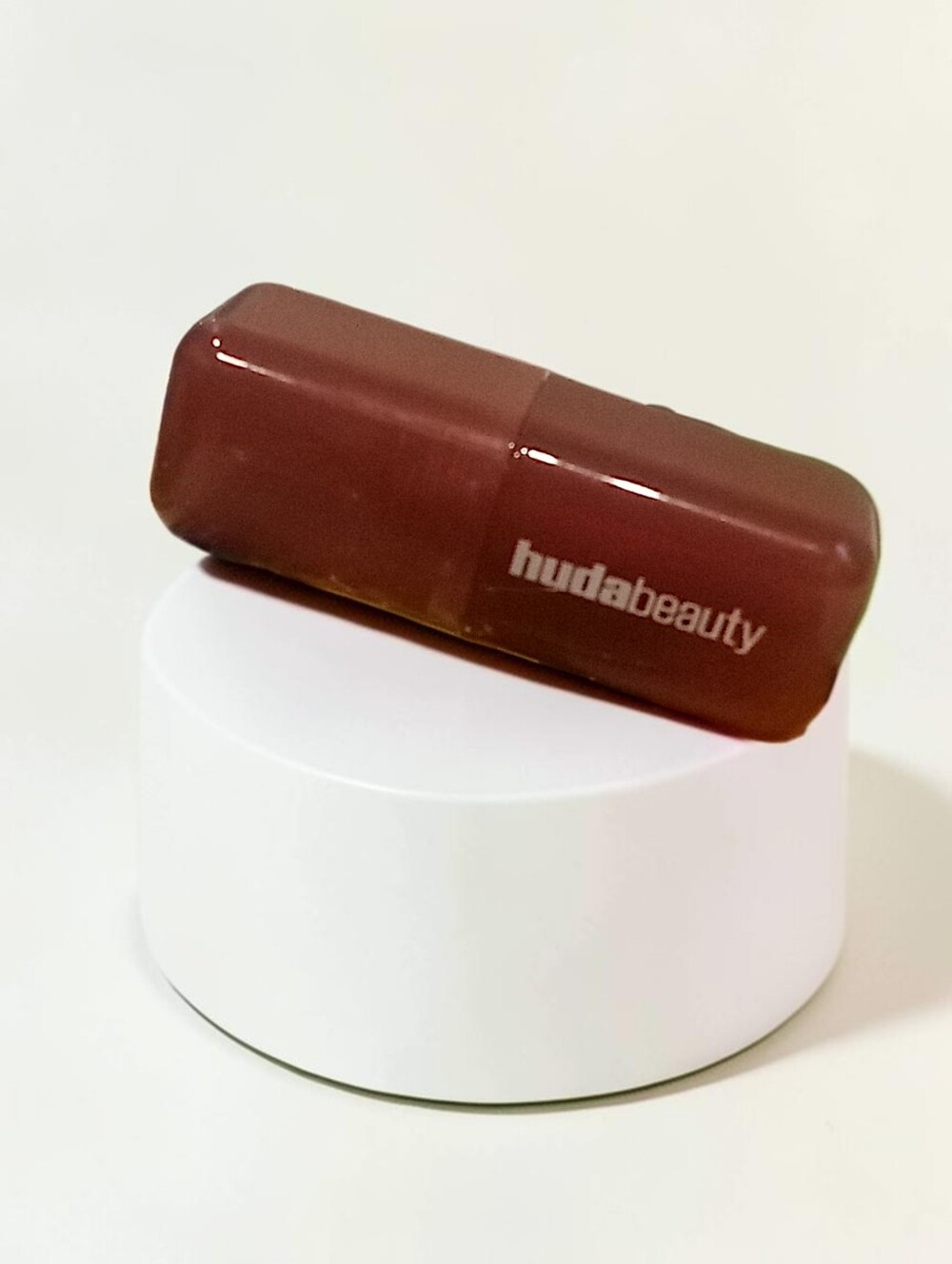 HUDA BEAUTY Strawberry Latte Collection Lip/Blush Set + Heart Mirror NEW - Picture 14 of 16